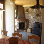  Sala menjador amb la sala de TV,la llar de foc i el sofà. - Benvinguts al Pallars Sobirà Turisme Rural casa l'hereu